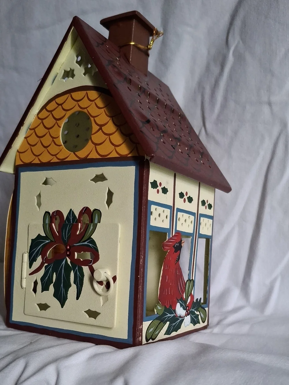 Lenox Winter Greetings Cardinal Birshouse Votive  Metal Toleware